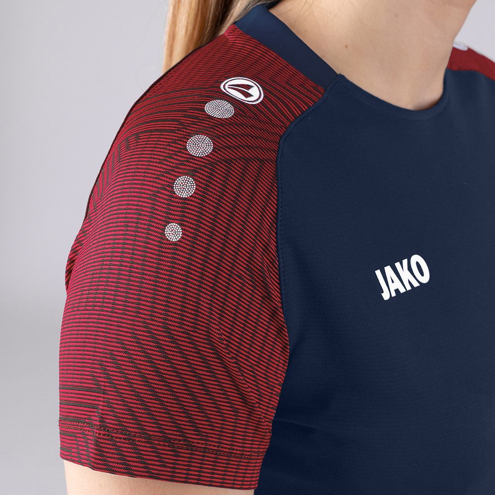 CAMISETA JAKO PERFORMANCE, MARINO-ROJA MUJER. 