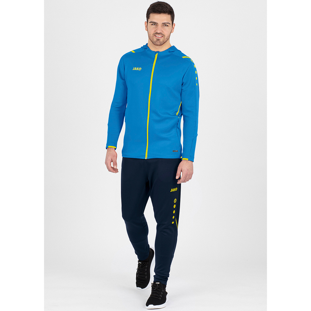 CHAQUETA DE ENTRENAMIENTO CON CAPUCHA JAKO CHALLENGE, AZUL JAKO-AMARILLO NEÓN NIÑO. 