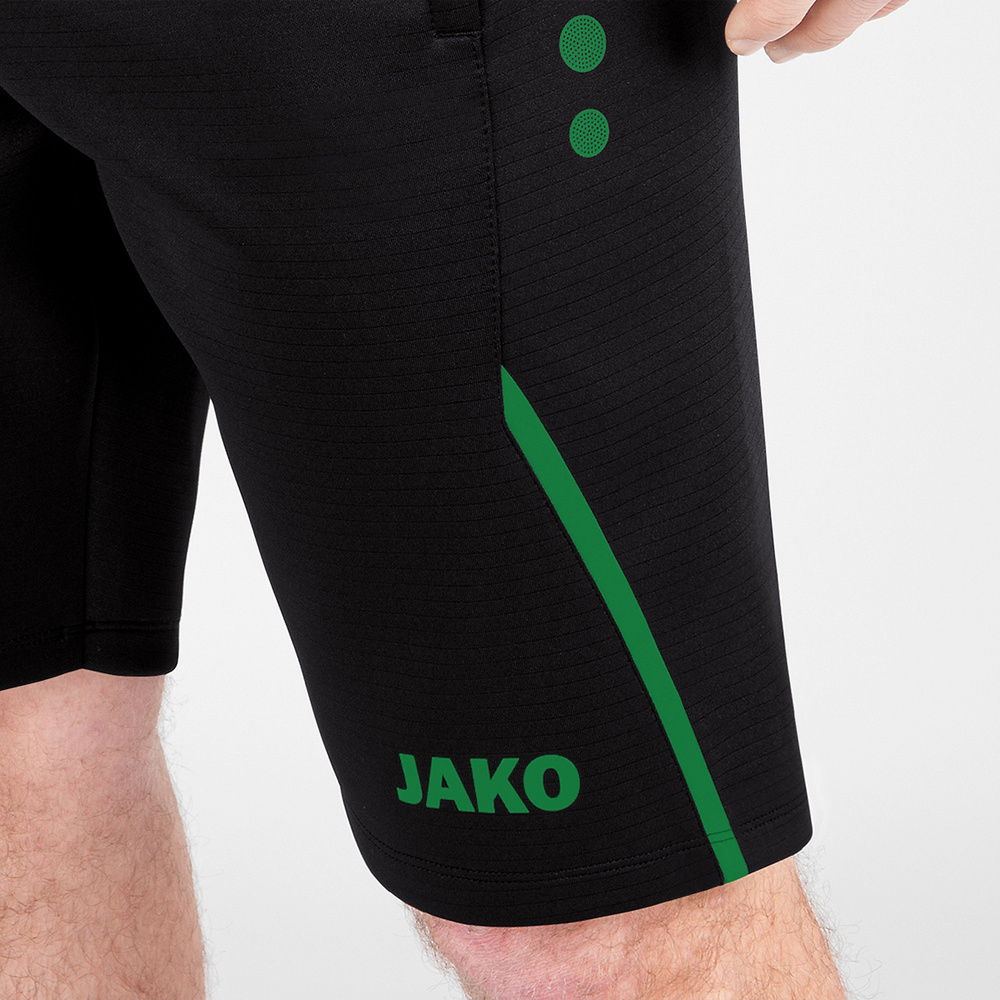 SHORT DE ENTRENAMIENTO JAKO CHALLENGE, NEGRO-VERDE NIÑO. 