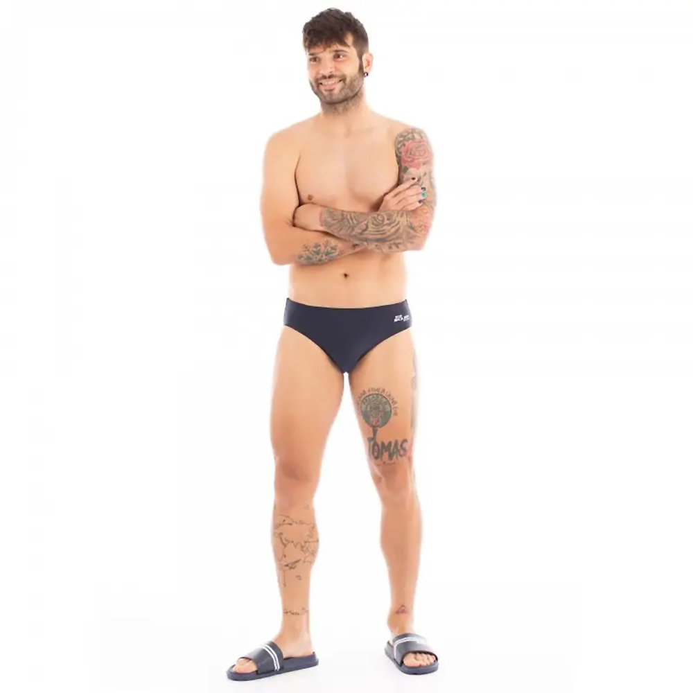 SQUBA TRAINING BRIEF NAVY MAN. 