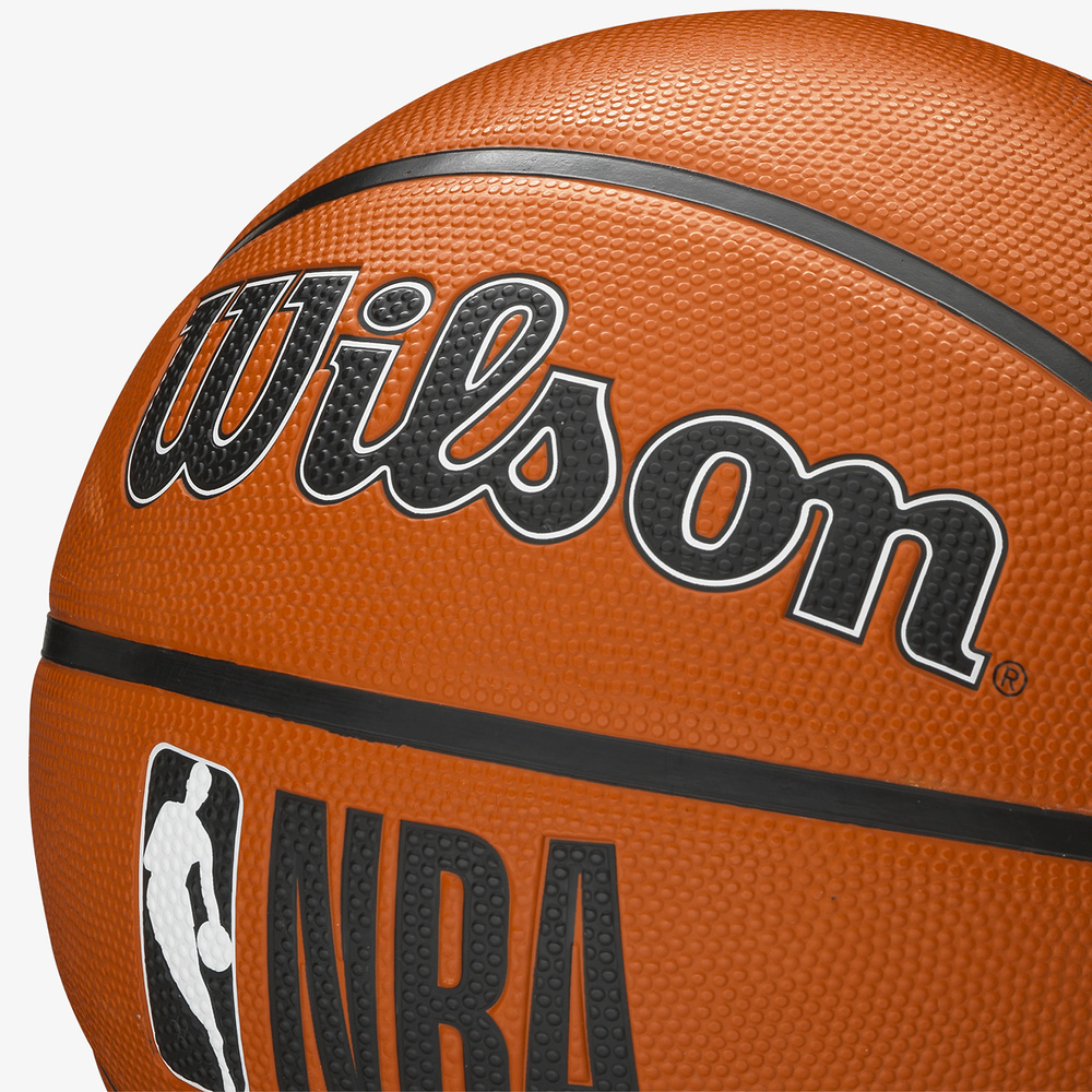 WILSON NBA DRV PLUS 5 BASKETBALL. BALL. 